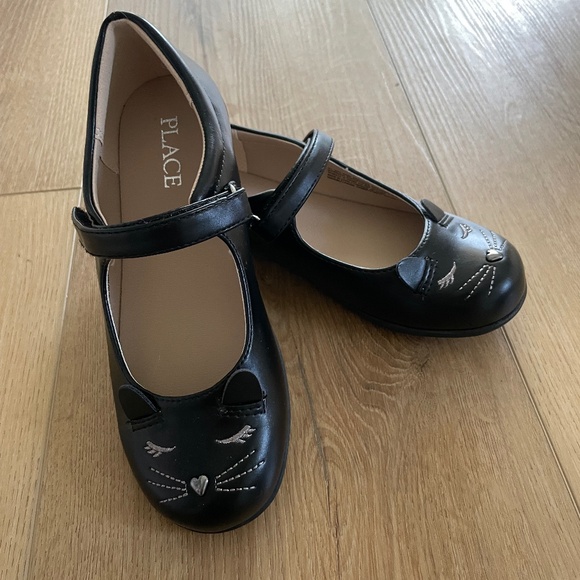 New The Childrens Place Shoes Girls 1Black Cat Embroidered Kitten Face Mary Jane - Picture 1 of 5